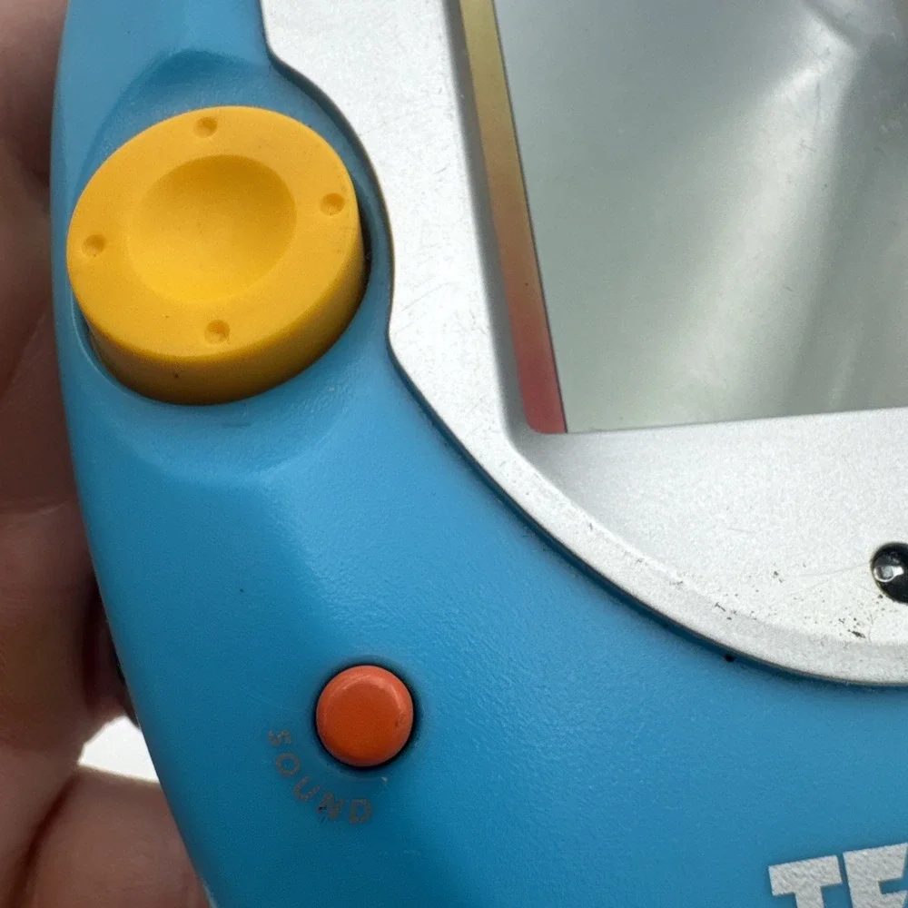 Vintage Radica Big Screen TETRIS Electronic Handheld Game 76002 2005 Tested VGC